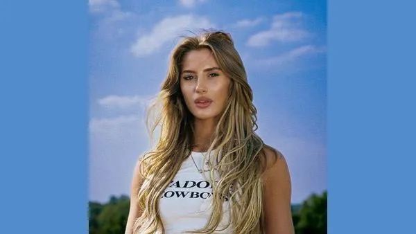 Bad Reviews Lyrics – Bellah Mae | BM3