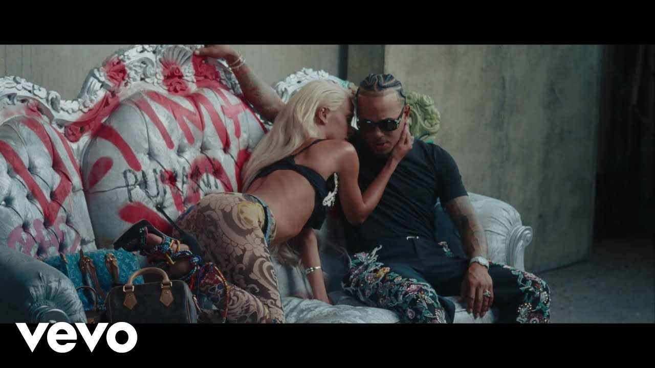 Última Noche Lyrics English Translation - Bad Gyal, Ozuna